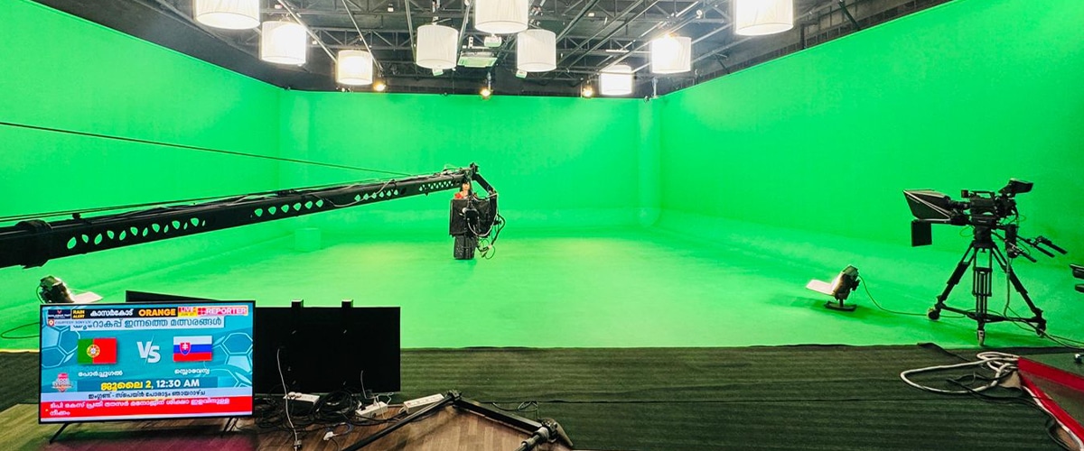 Reporter TV Success with ChromaLight Paint 2 1